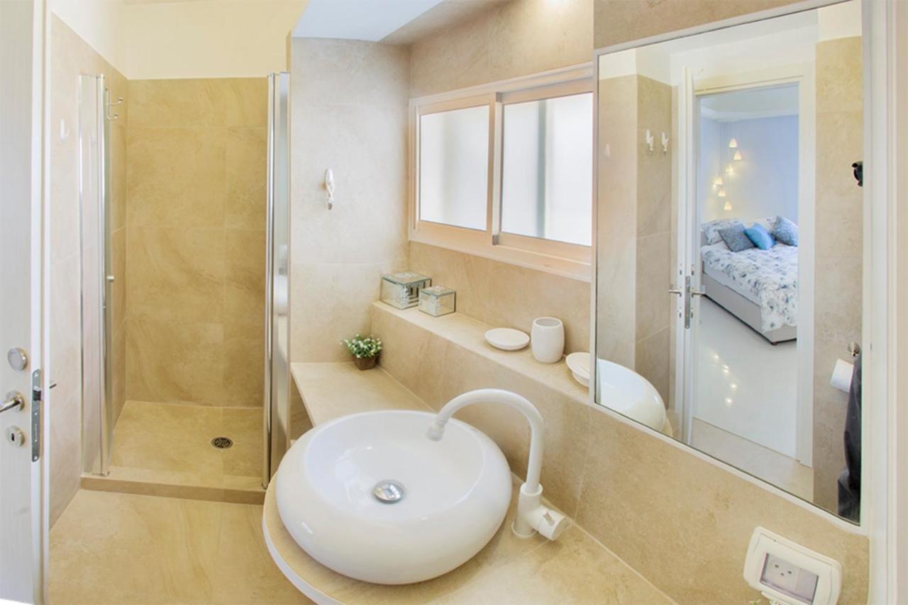 Luxury Apartment In The Heart Of The German Colony เยรูซาเลม ภายนอก รูปภาพ